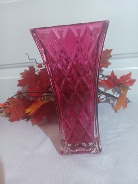 Fusia Diamond-Cut Glass Vase Rare Vintage FTD
